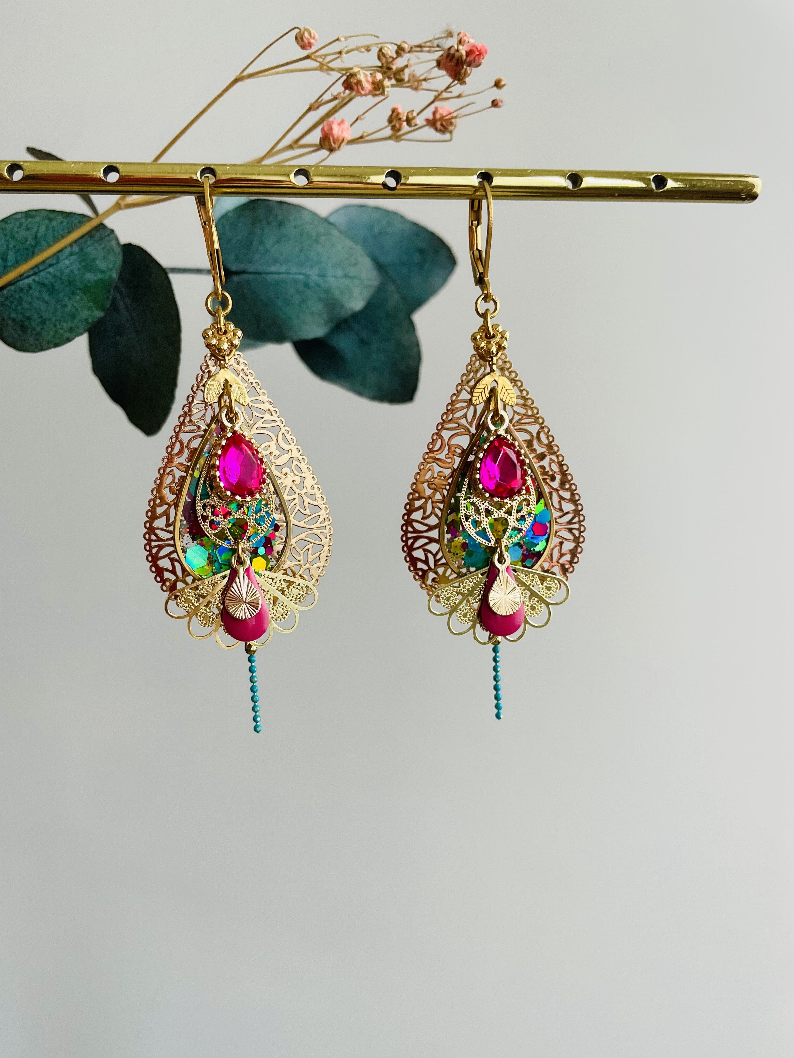 "Disco Porto" multicolored and pink sleeper earrings