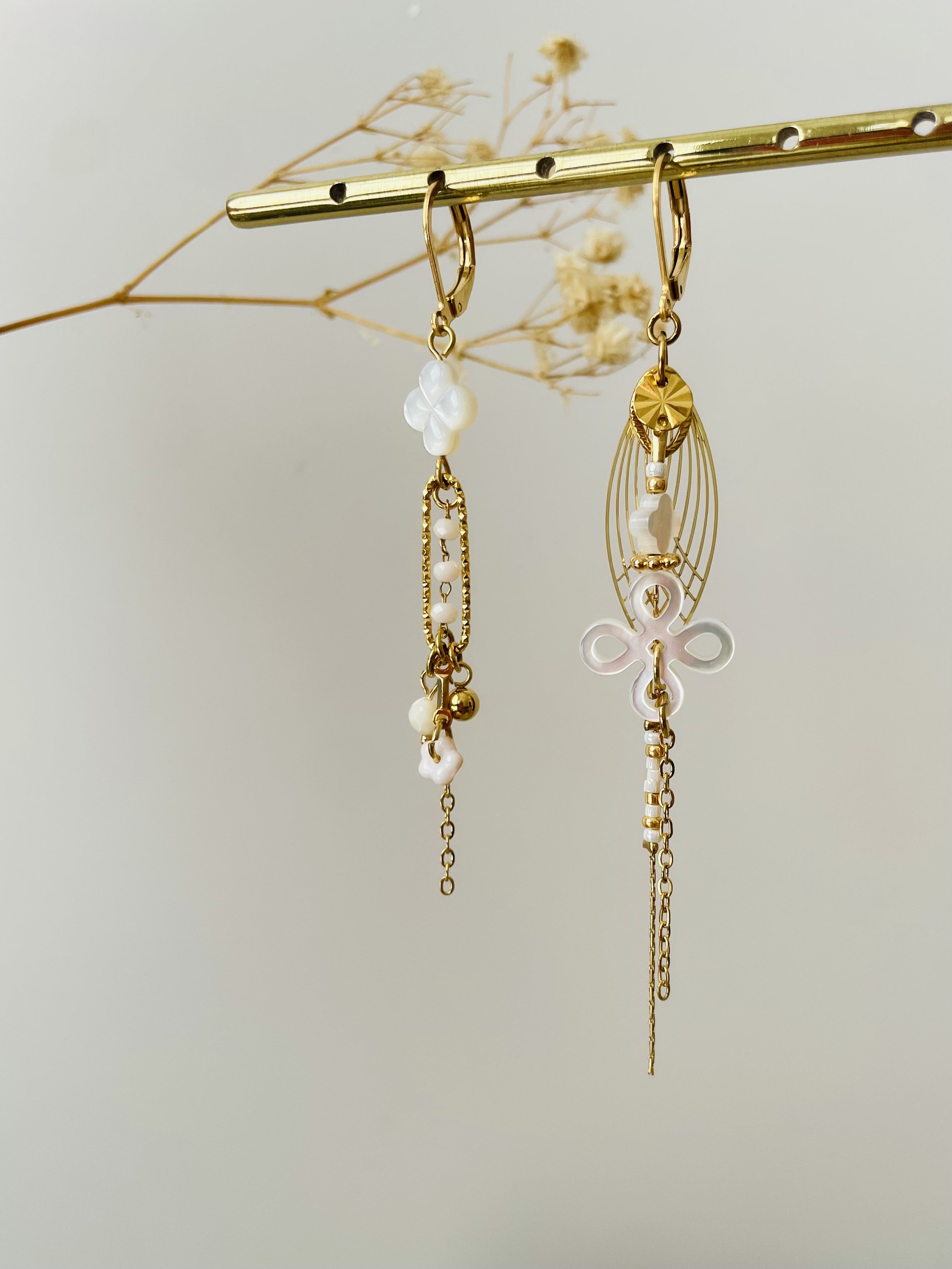 Dormeuses "Treffles Nacre Asymétriques"