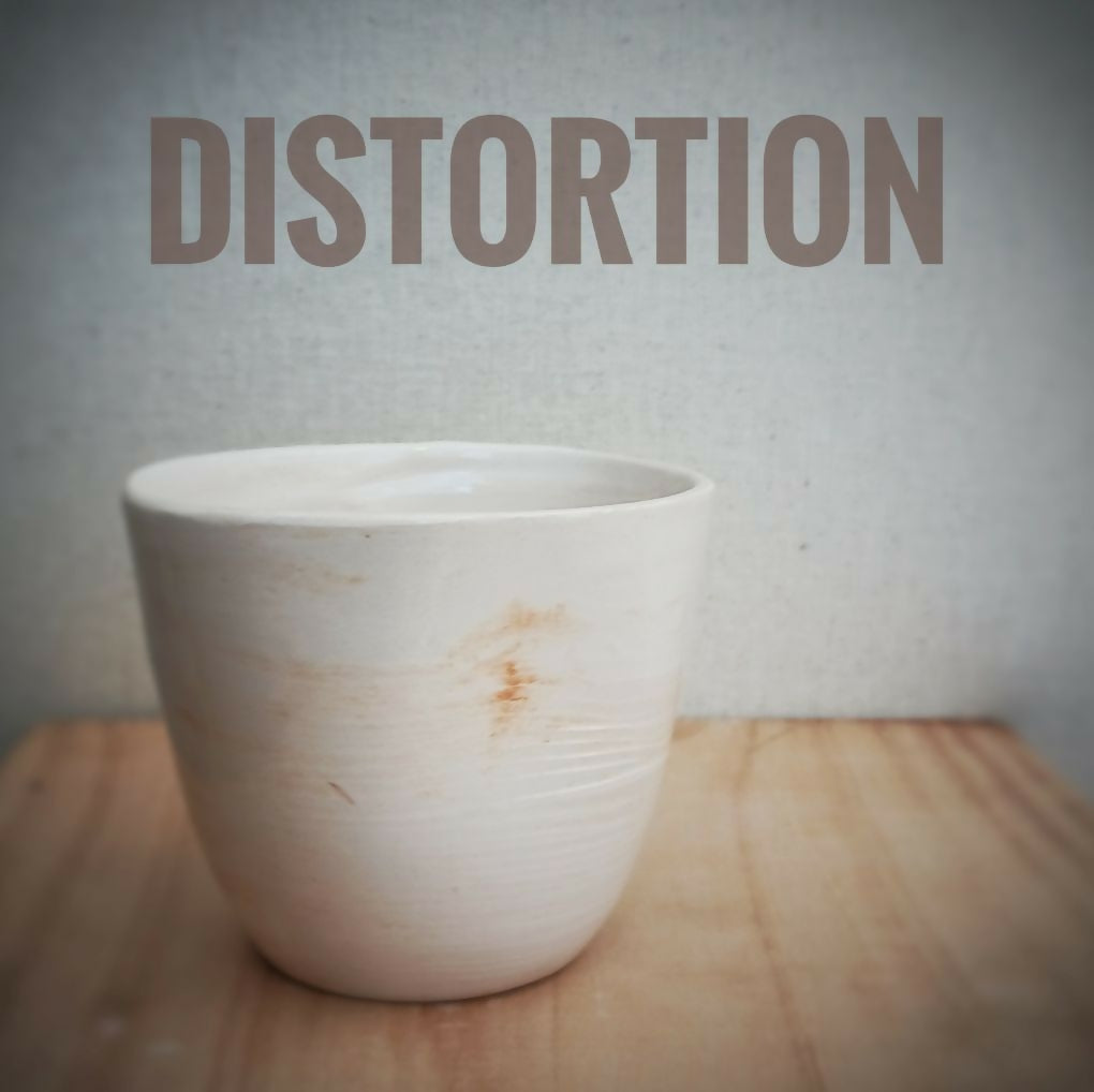 Tasse Distortion