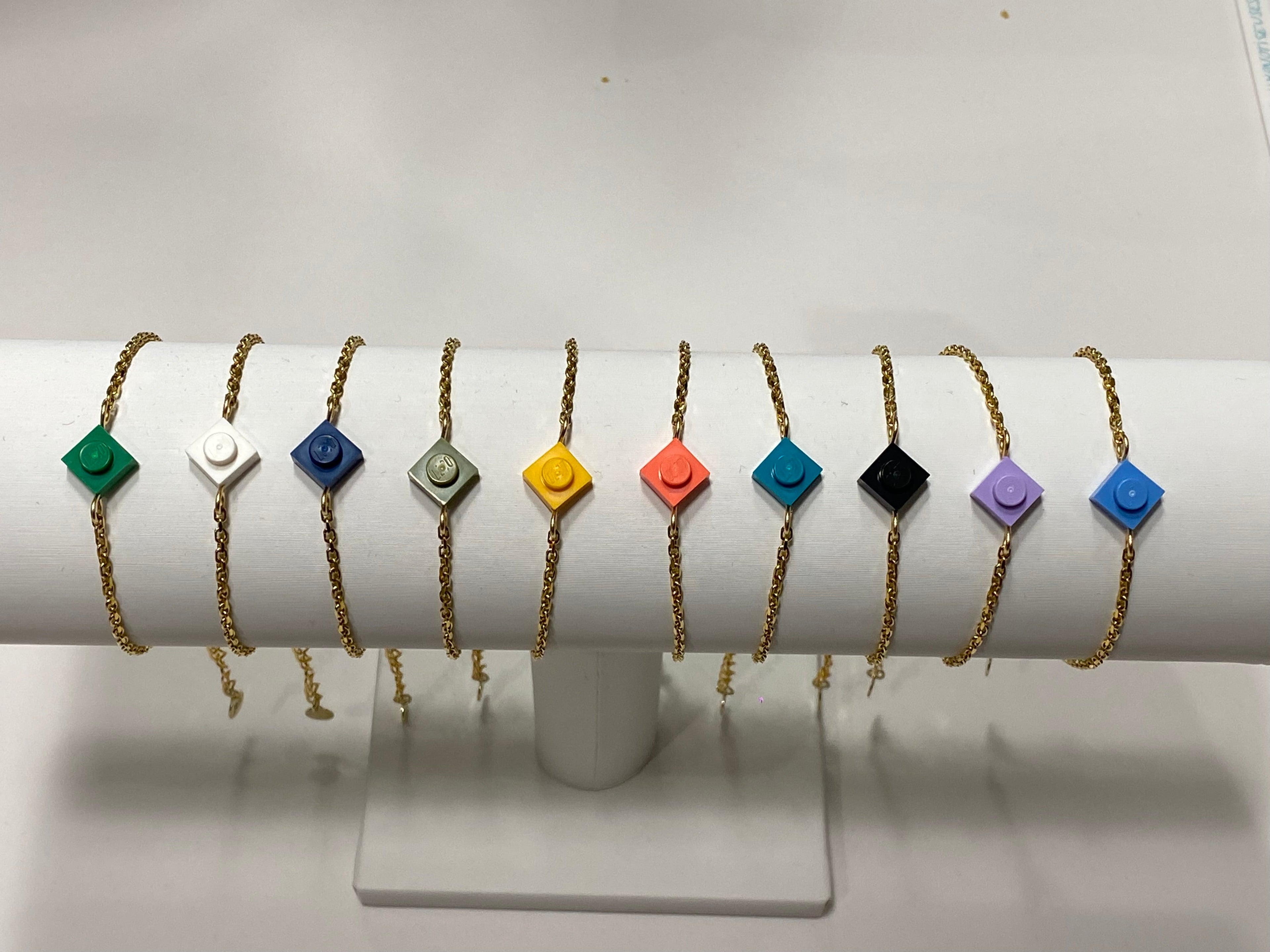 Bracelet avec chaîne fine dorée - Les Hypnotiseuses