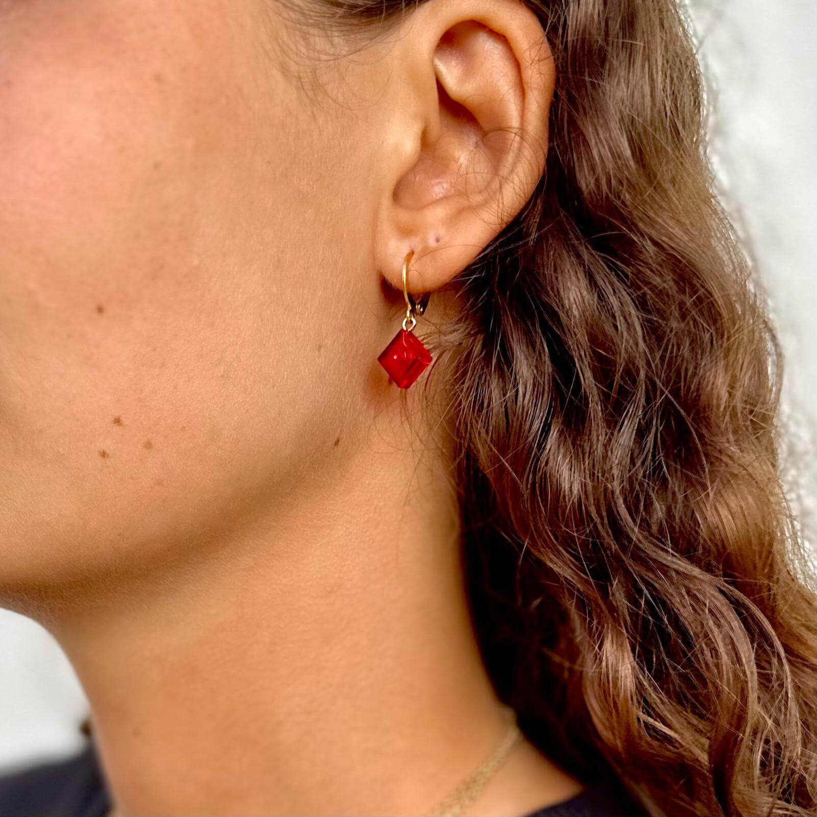 Mini boucles d'oreilles Dormeuses en acier inoxydable avec une brique de Lego®
