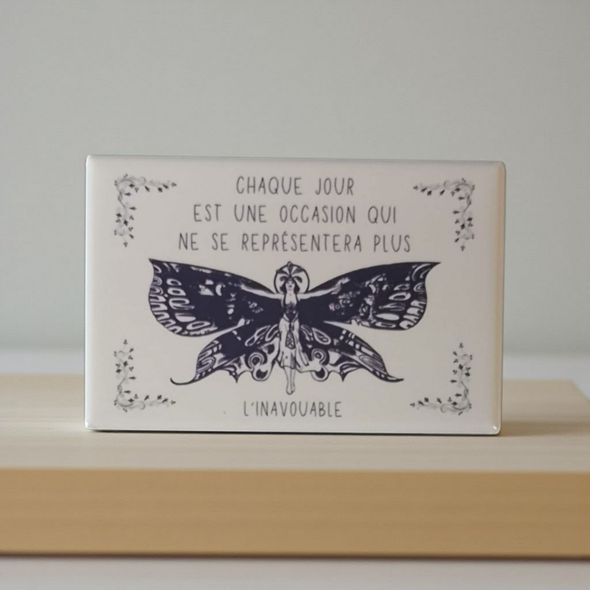 MAGNET "GO TREAT YOURSELVES" Black