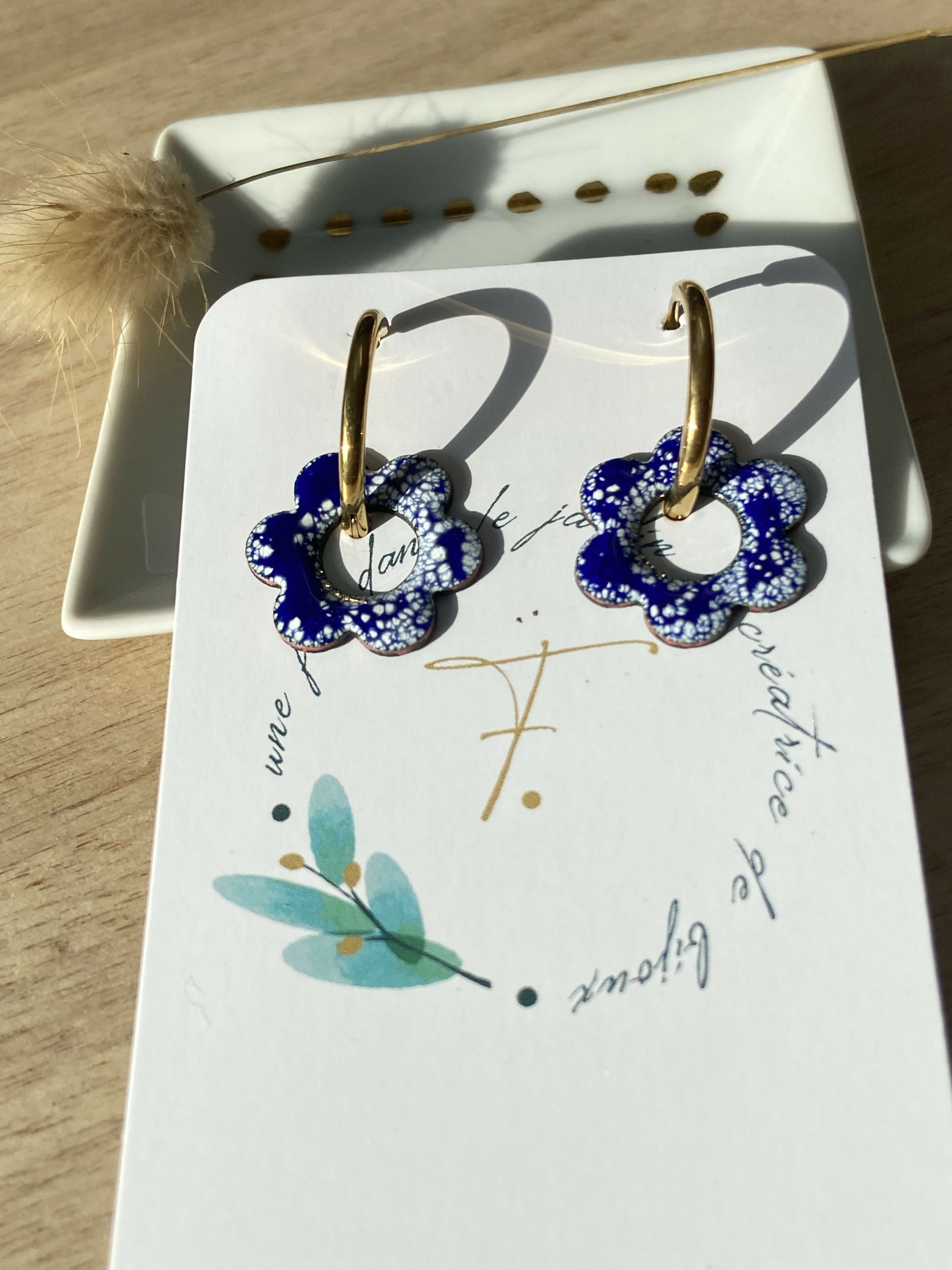 Boucles d'oreilles PAQUERETTE