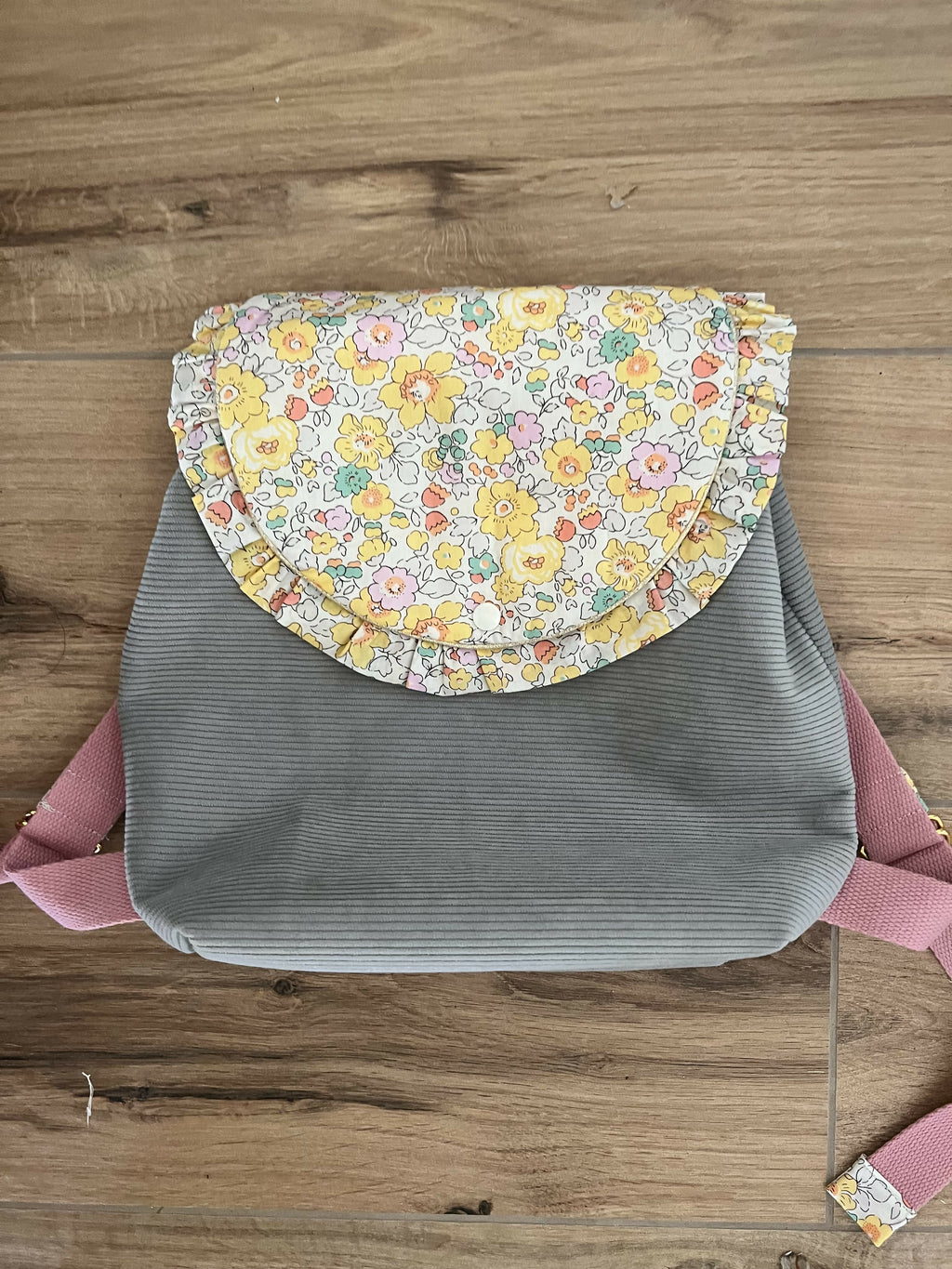 Ruffle Bag