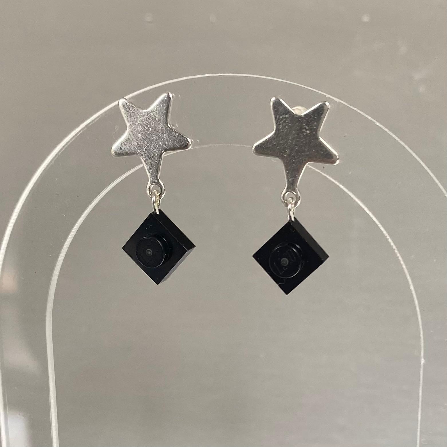 Mini Silver Star Earrings - Les Chanteuses