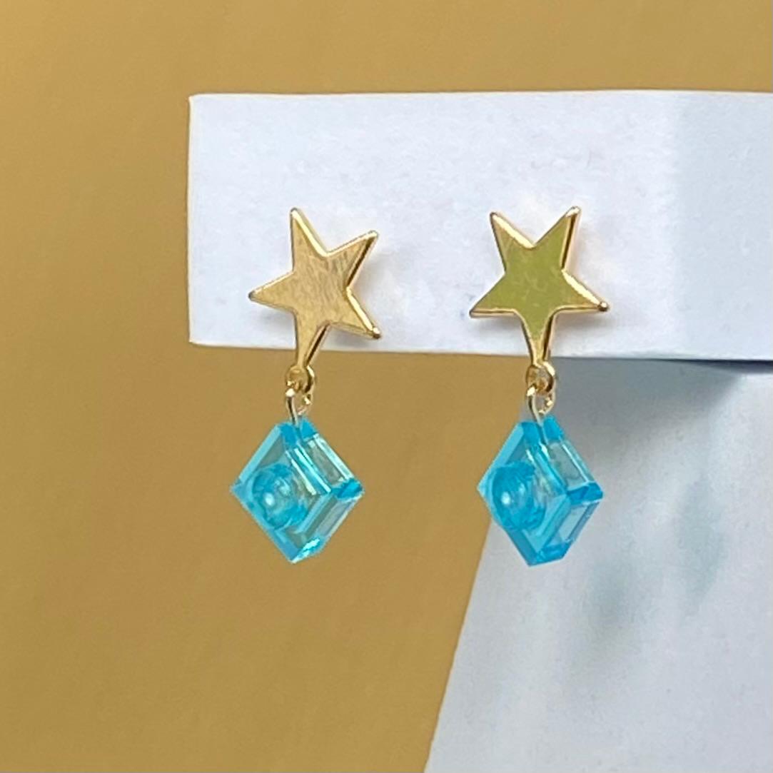 Mini Golden Star Earrings - Les Chanteuses
