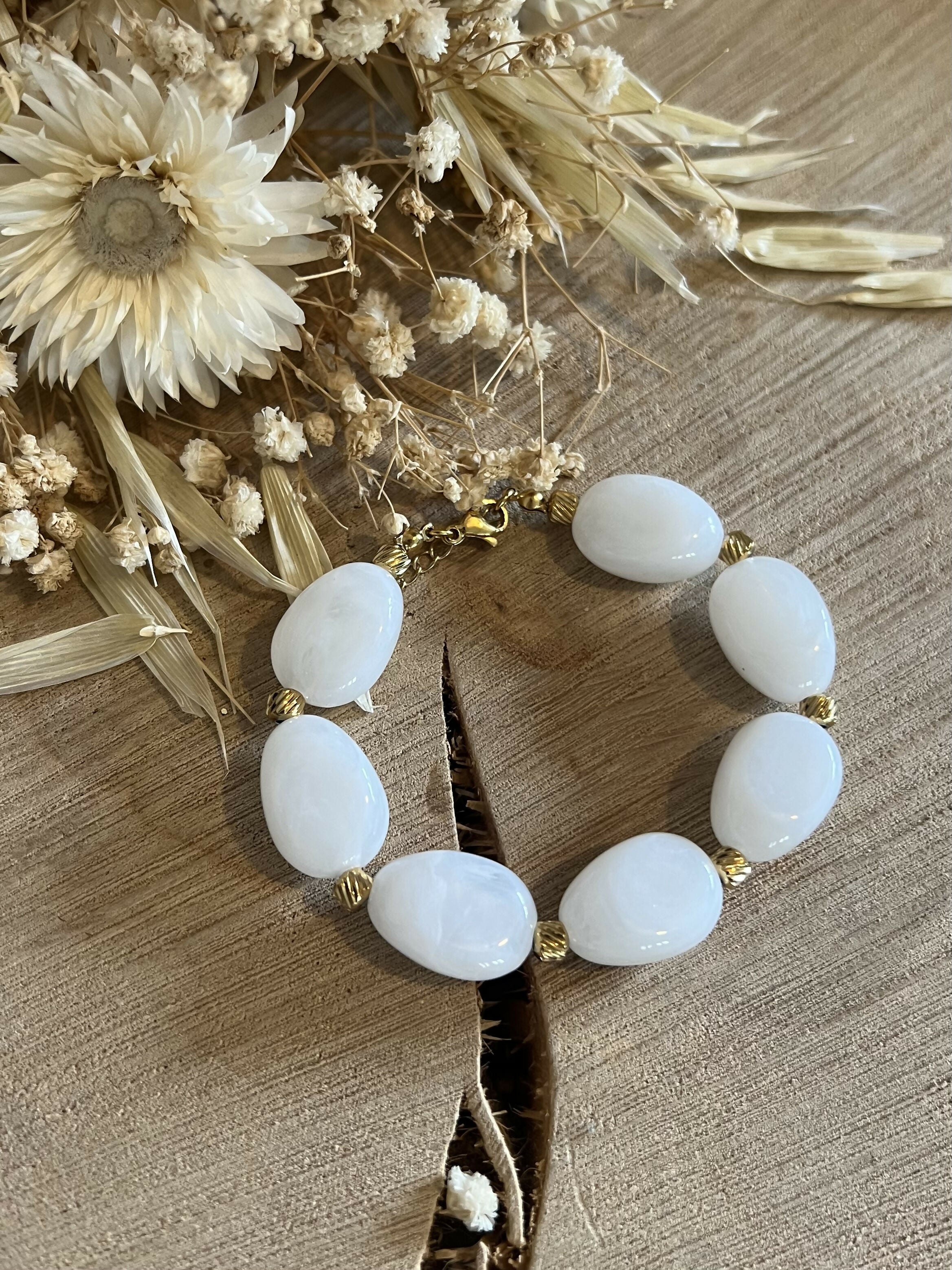 Bracelet grosses perles irrégulières blanches