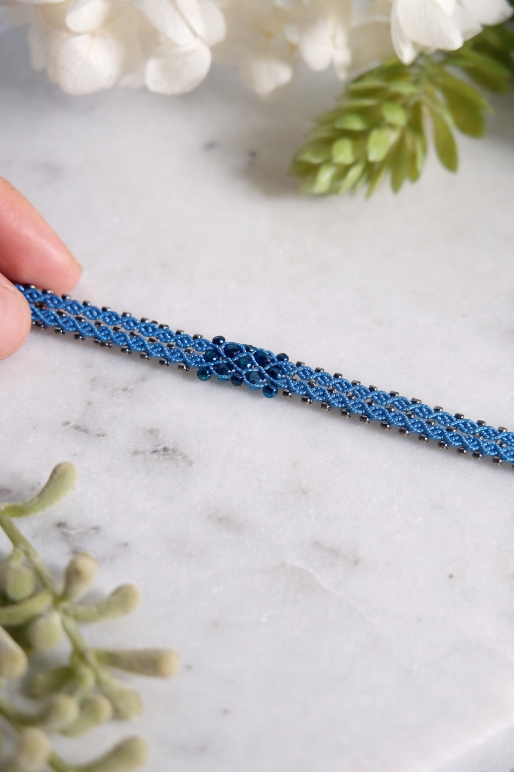 183b wide bead bracelet
