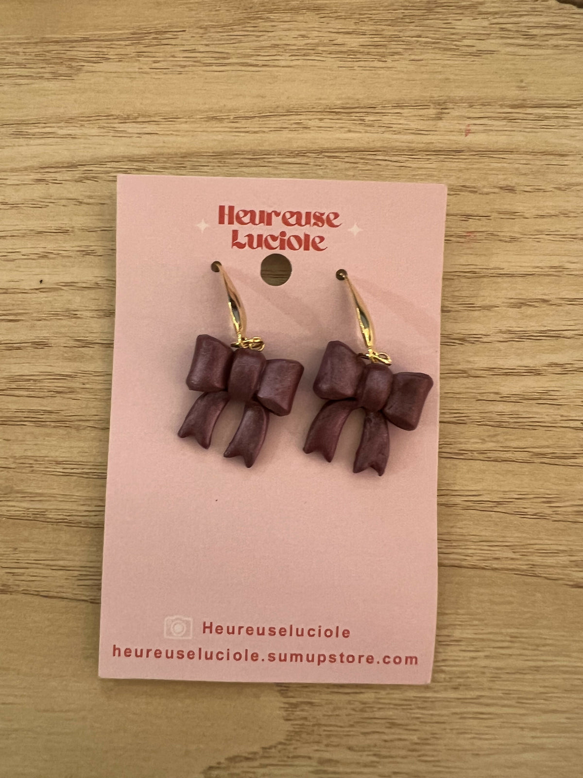 HEU0041 Boucles d'oreilles Noeud violet
