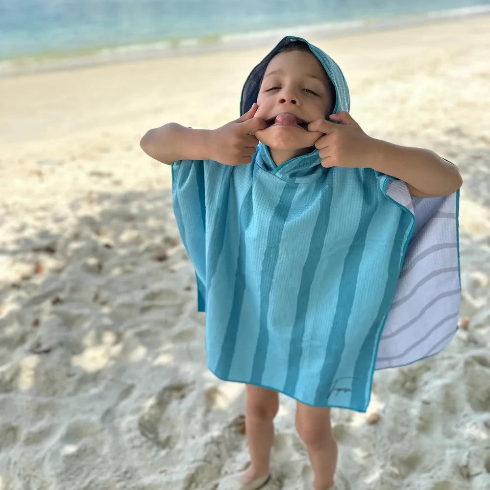 Poncho de plage microfibre enfant rayé vert anti-sable