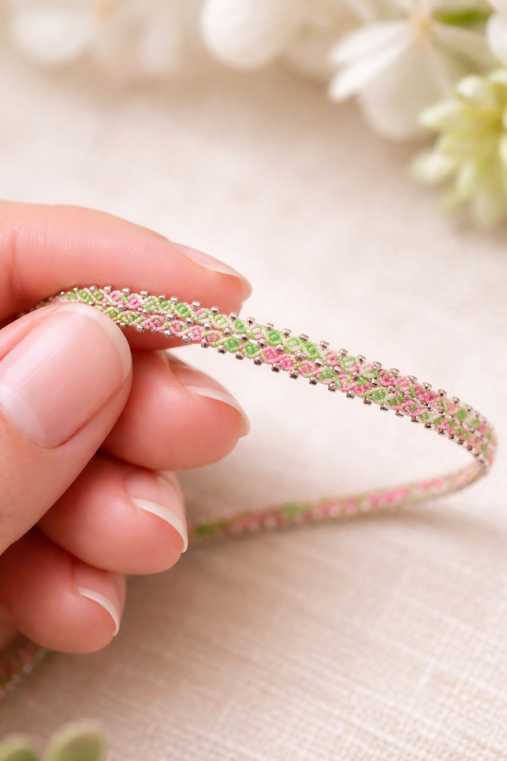 183b wide bead bracelet
