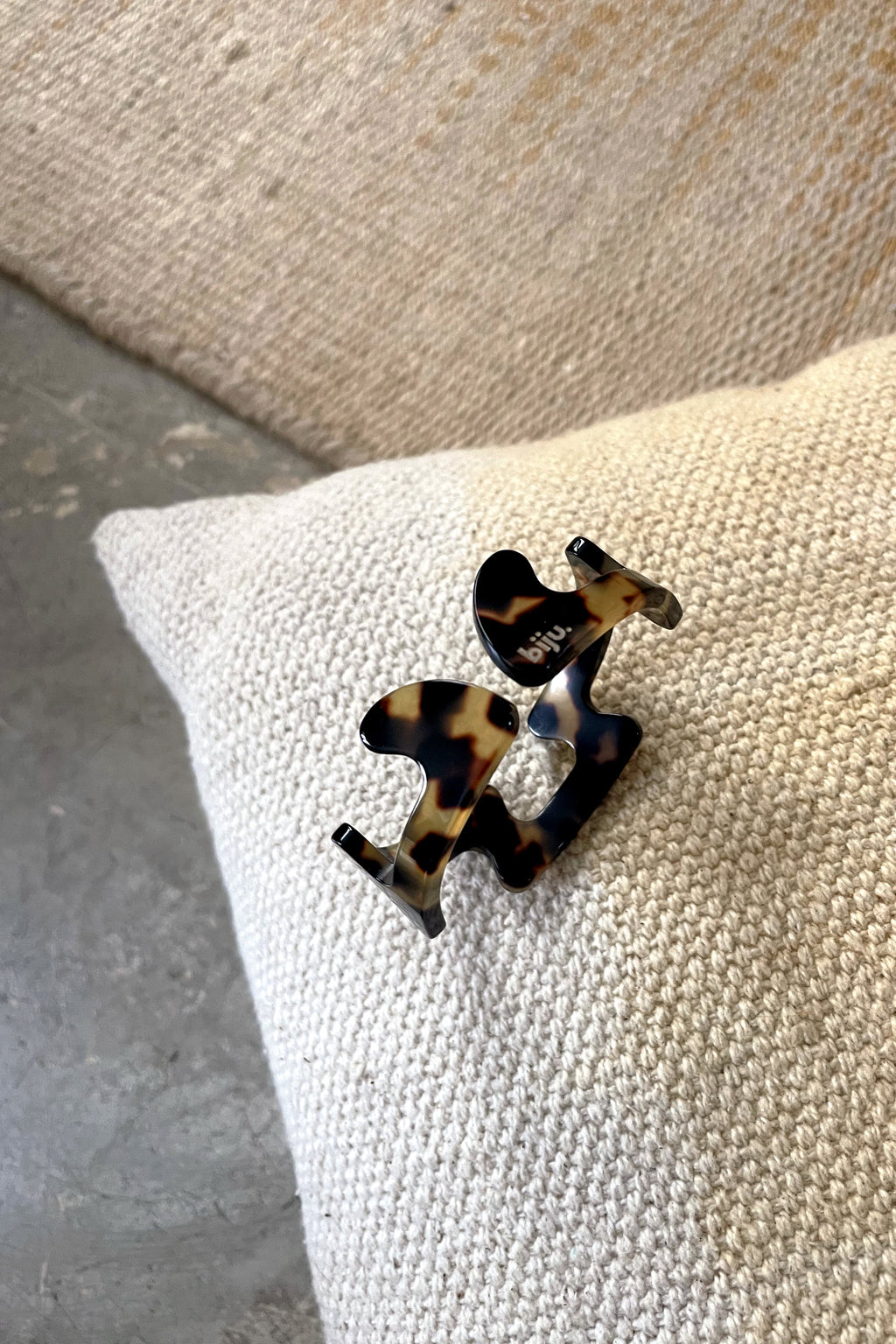 Tokyo yellow tortoiseshell bracelet