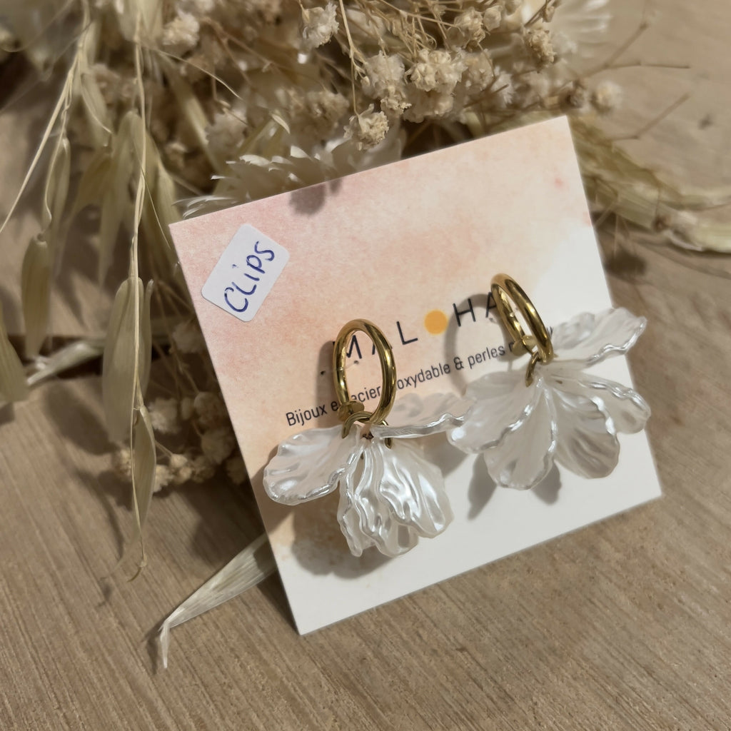 Créoles CLIPS pétales blanches