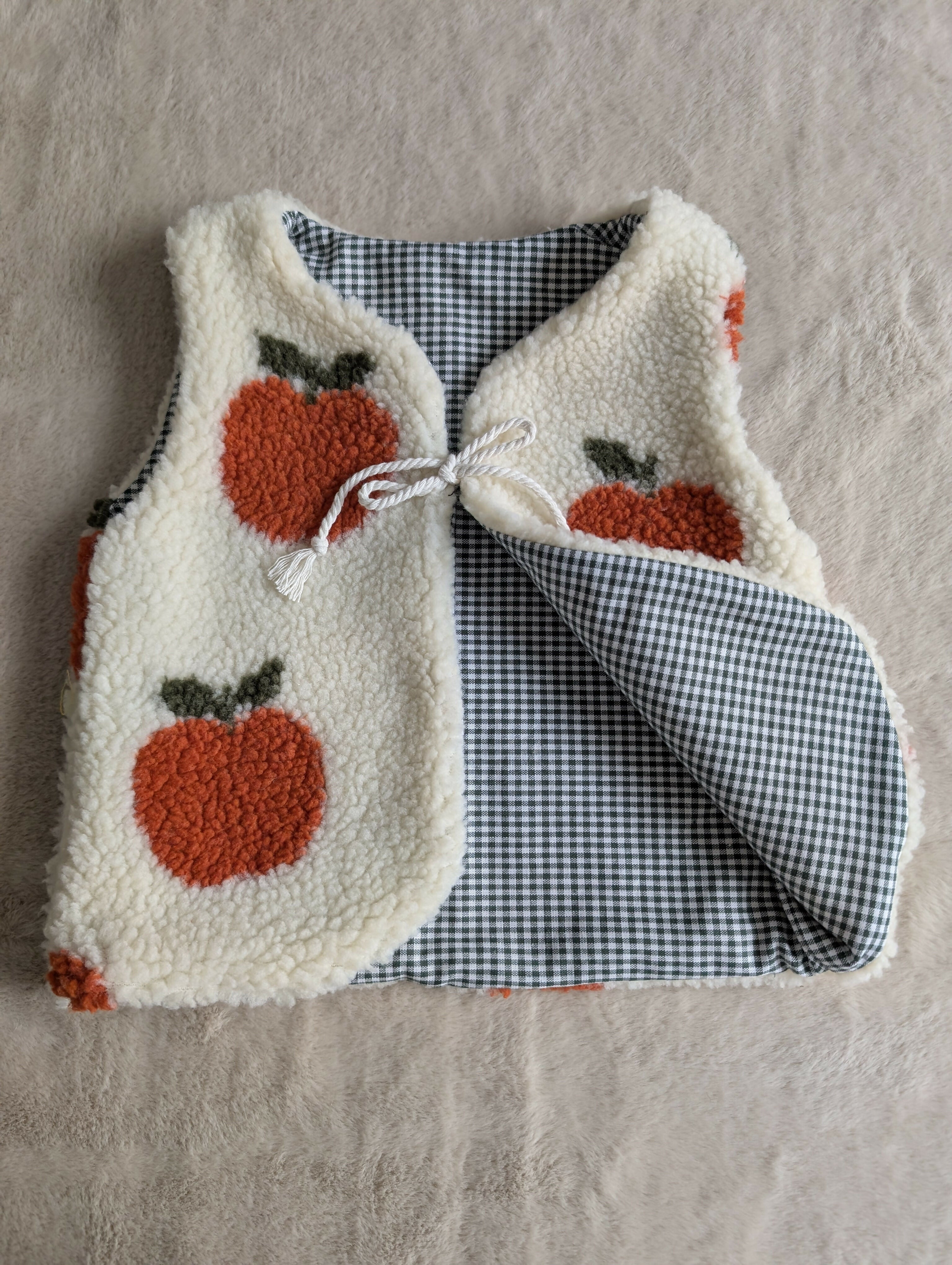 SHEPHERD VEST Apples 18 months - 3 years
