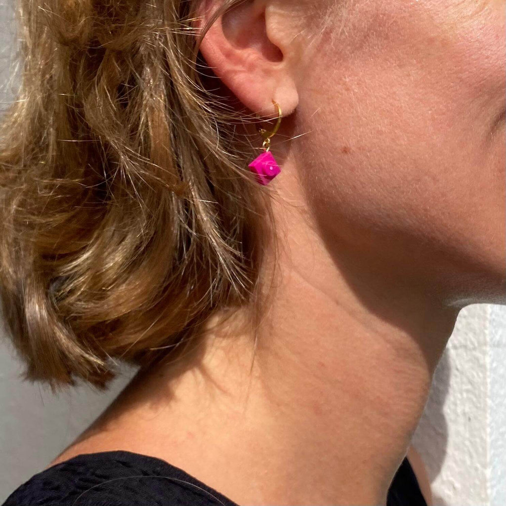Mini boucles d'oreilles Dormeuses en acier inoxydable avec une brique de Lego®
