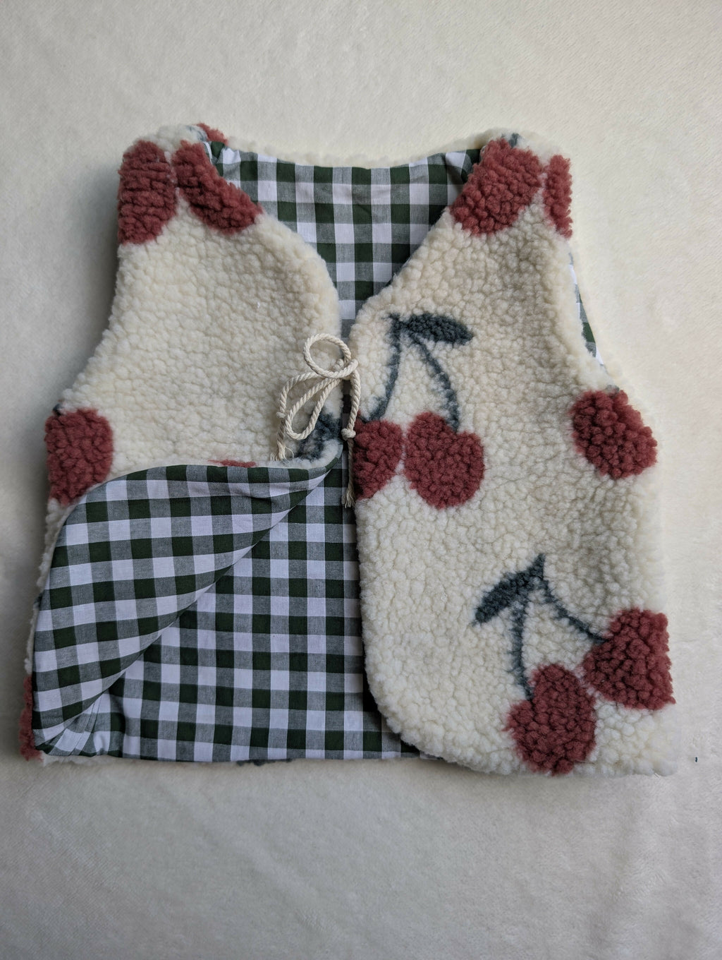 GILET DE BERGER 18 mois 3 ans SHERPA cerises VICHY vert