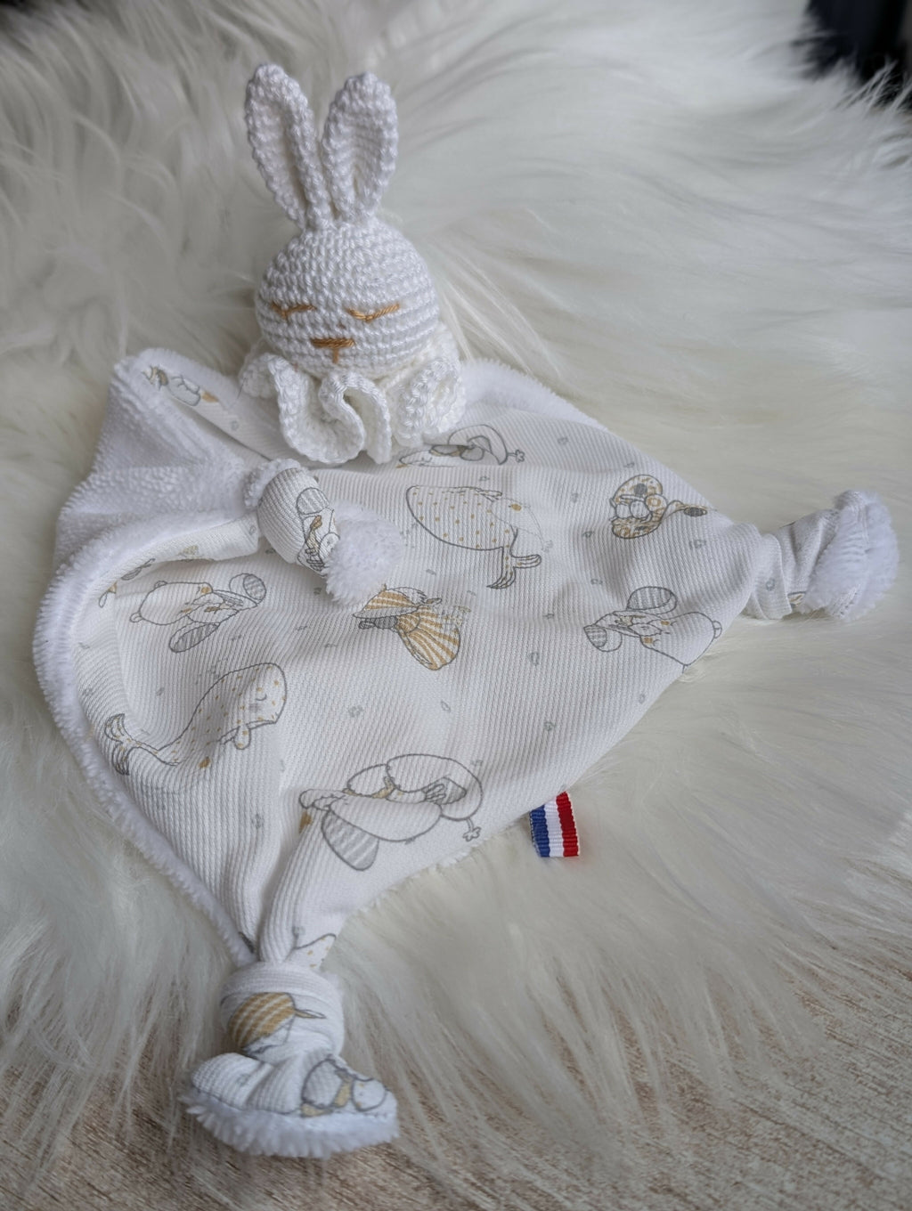Doudou lapin blanc