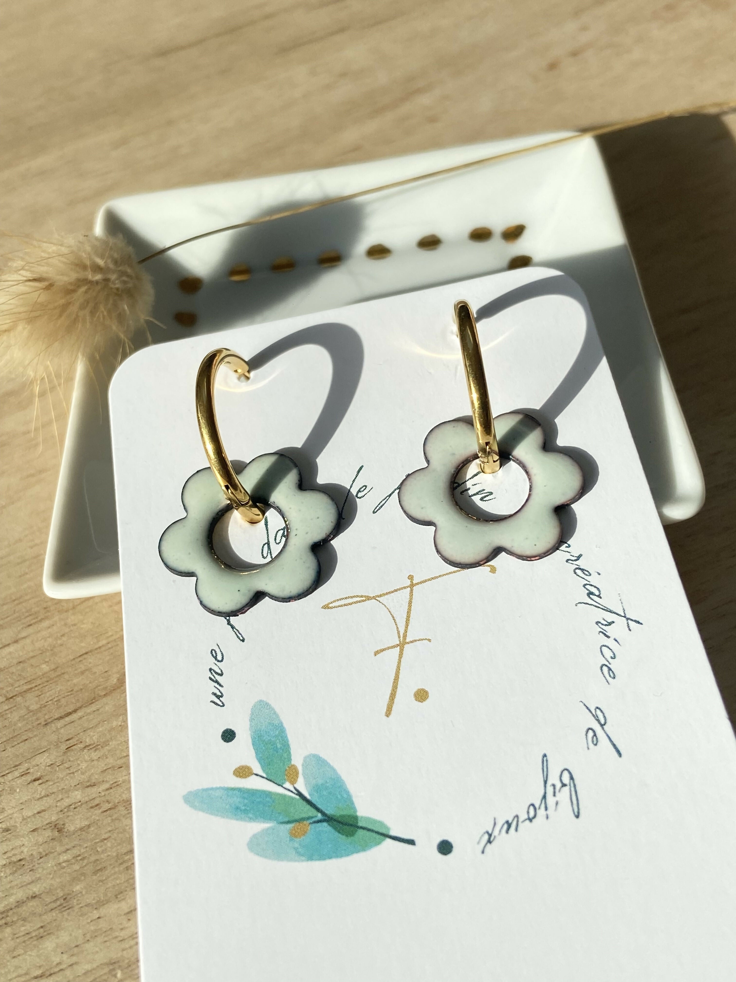 Boucles d'oreilles PAQUERETTE