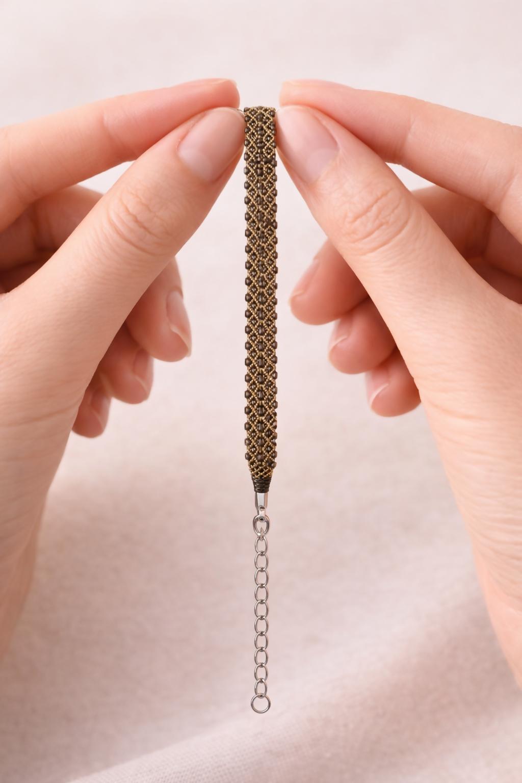 183b wide bead bracelet