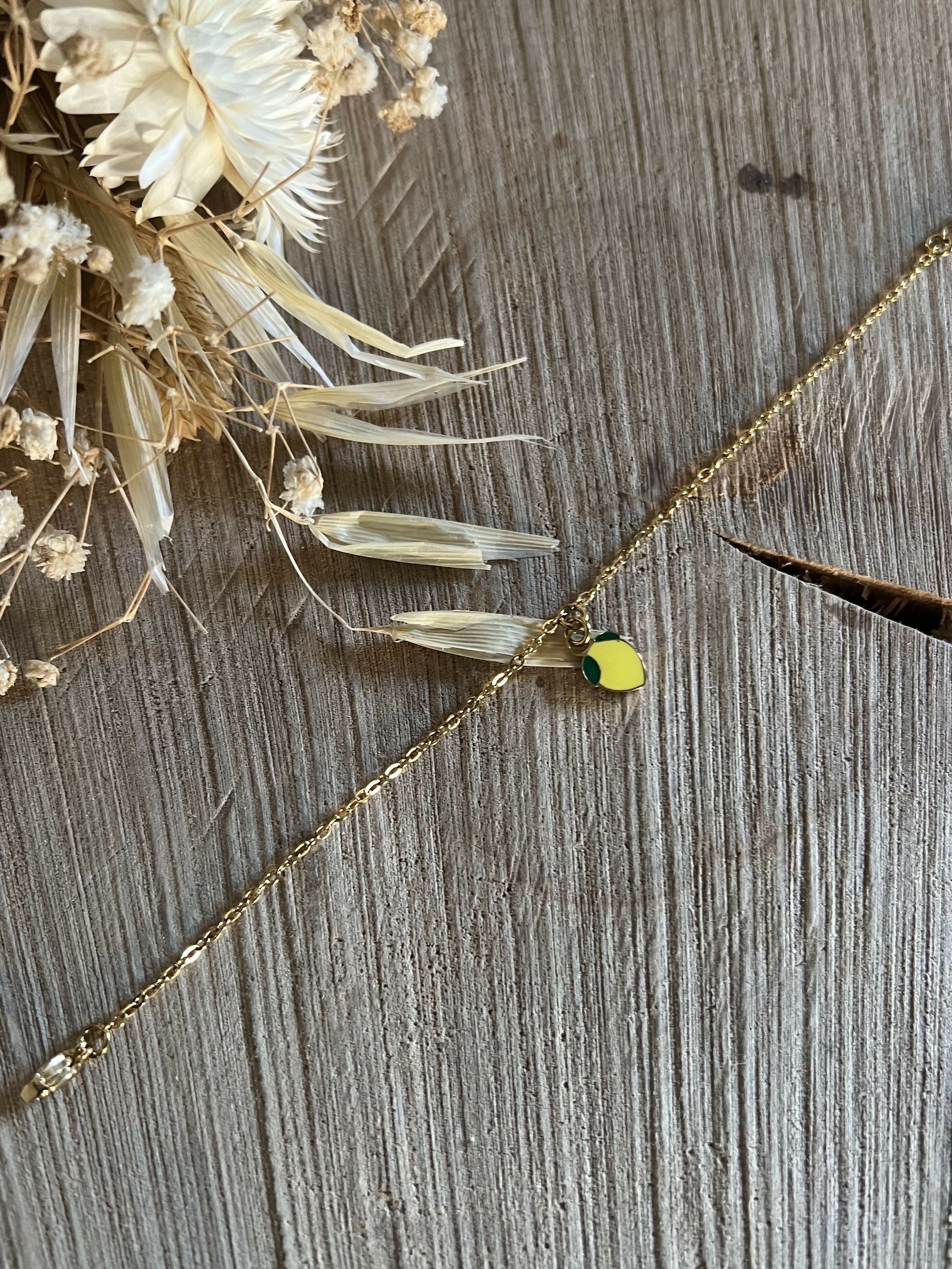 Small pineapple bracelet